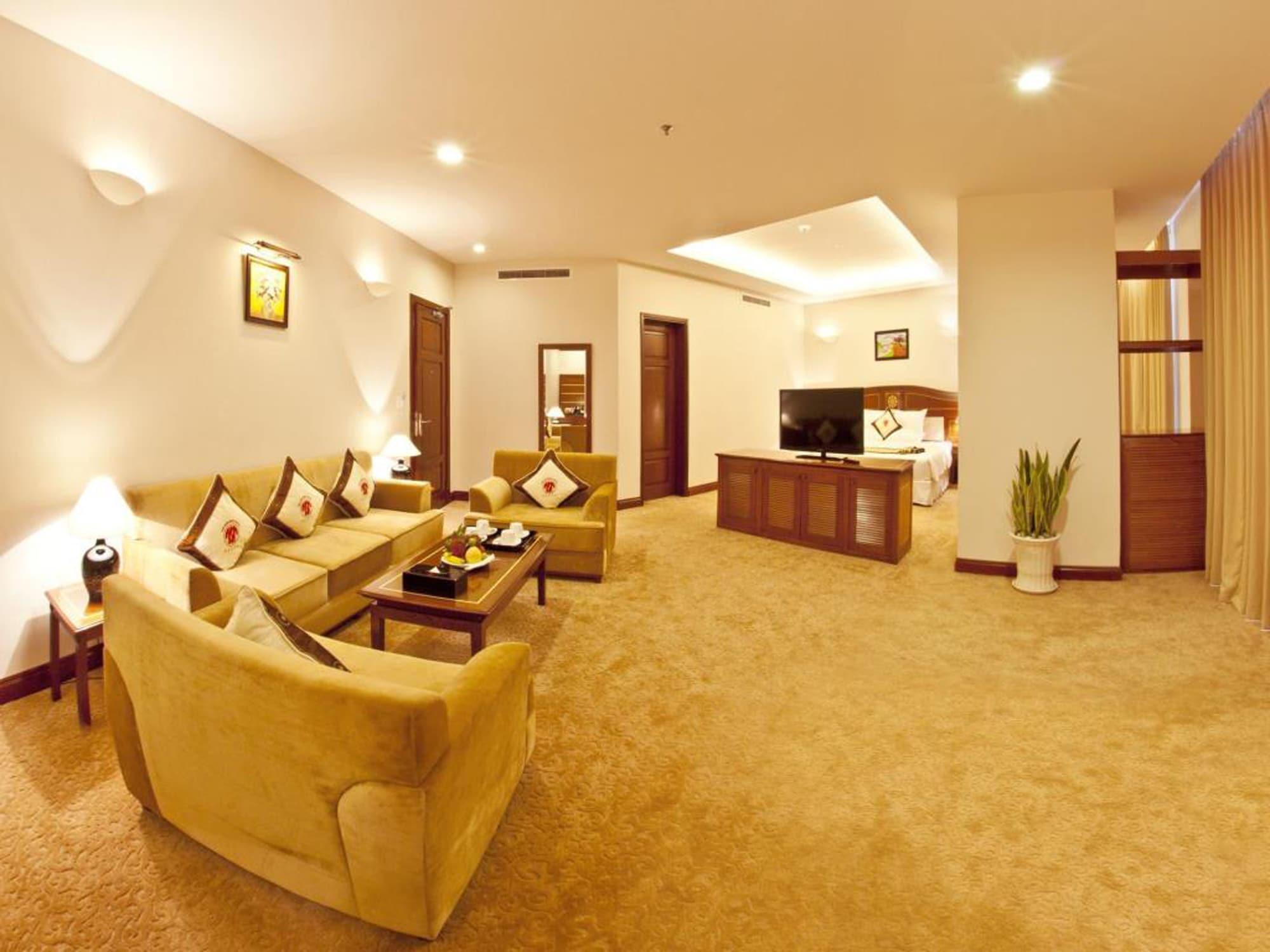 Tan Son Nhat Saigon Hotel Ho Chi Minh City Bagian luar foto