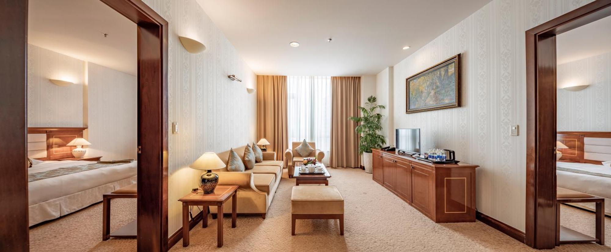 Tan Son Nhat Saigon Hotel Ho Chi Minh City Bagian luar foto