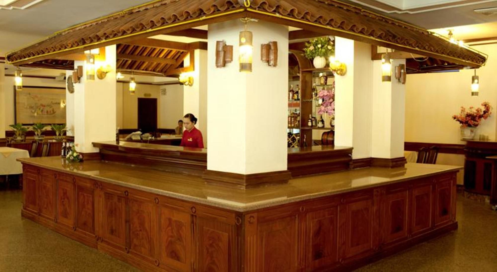 Tan Son Nhat Saigon Hotel Ho Chi Minh City Bagian luar foto
